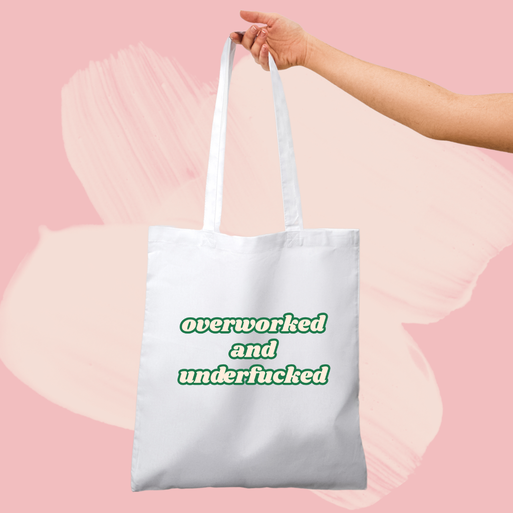 Torba bawełniana tote bag z nadrukiem ze śmiesznym napisem overworked and underfucked