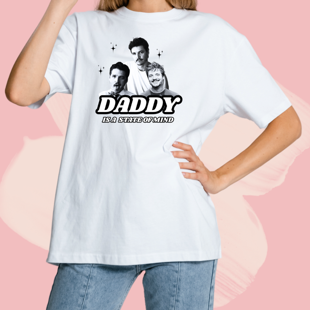Biały T-shirt oversize bawełniany z nadrukiem pedro pascal daddy